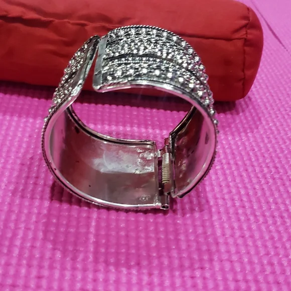 Bracelet - Picture 4 of 4